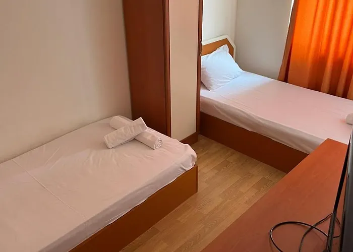 Hotel стоянови