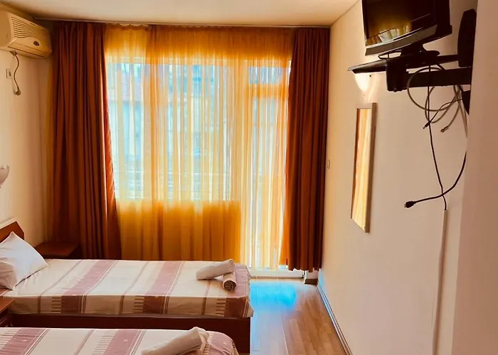 стоянови Равда